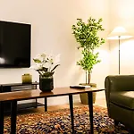Central Near Vatican By Ndp Rent
