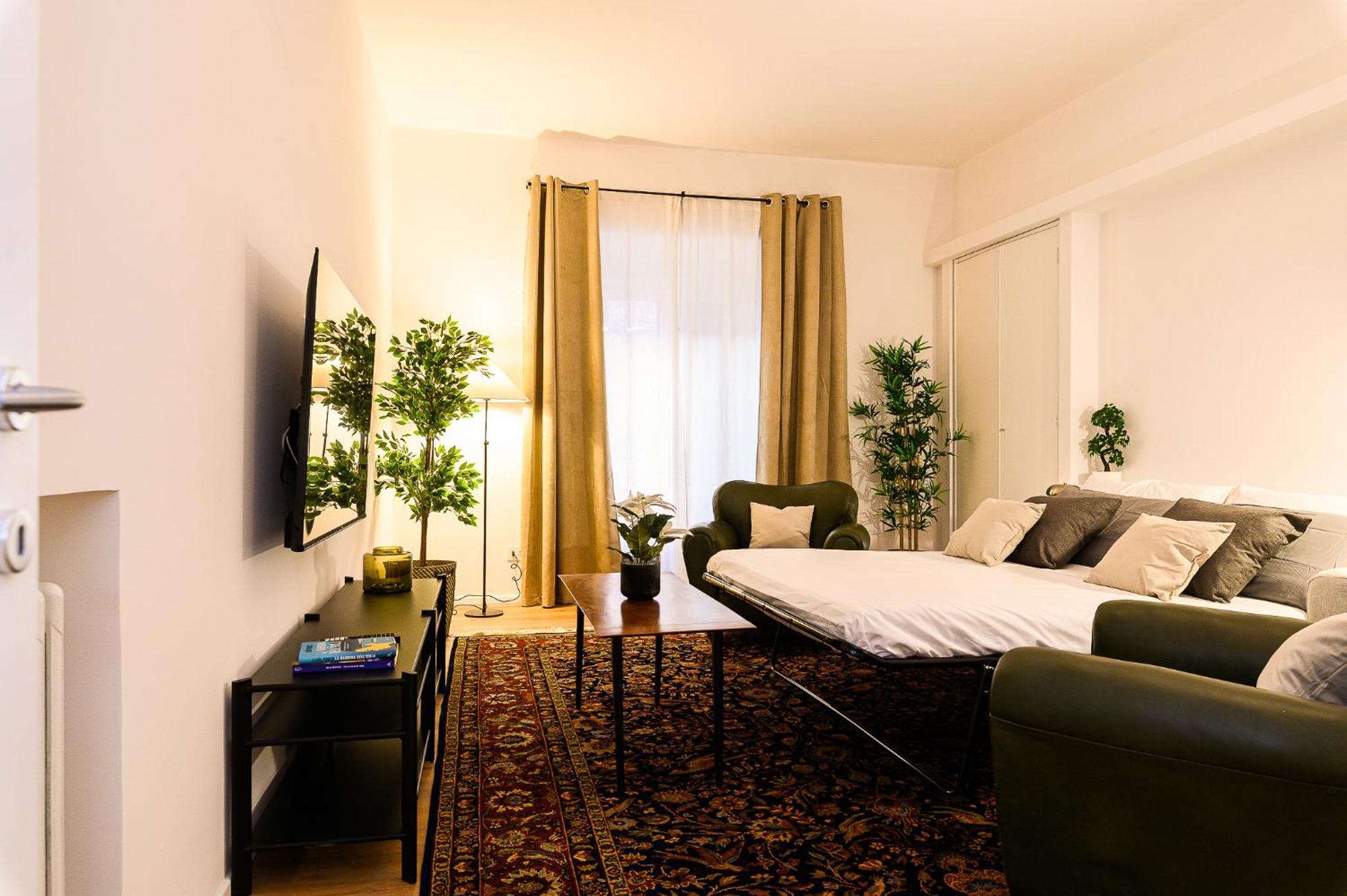 Near Vatican By Ndp Rent *